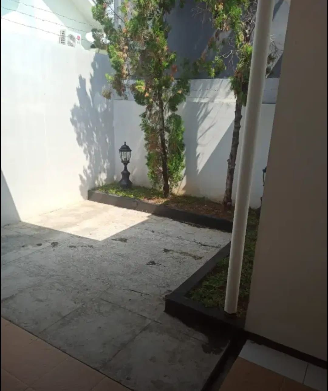 Rumah Disewakan di Cluster Elysium Lippo Cikarang